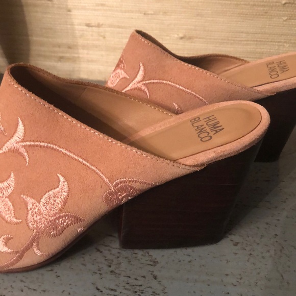 Anthropologie/Huma Blanco Heeled Mules - Picture 6 of 6